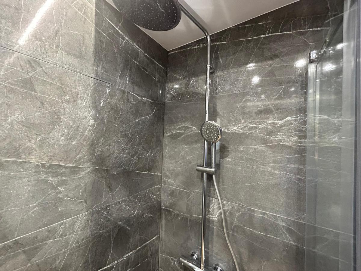 Port Twins Suites No1 Pireus Eksteriør bilde
