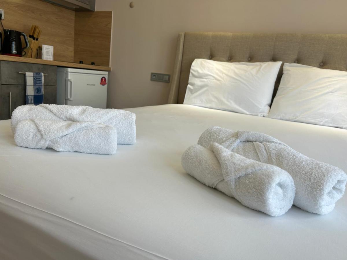 Port Twins Suites No1 Pireus Eksteriør bilde