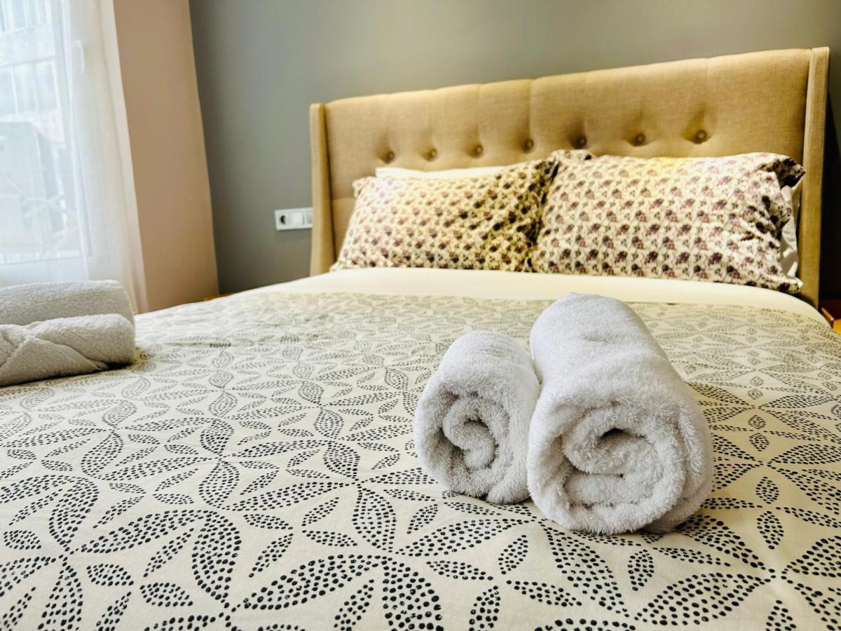 Port Twins Suites No1 Pireus Eksteriør bilde